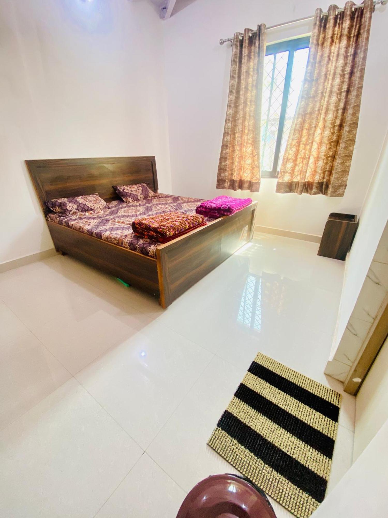 Nirupam Sadan Homestay Vrindavan Luaran gambar