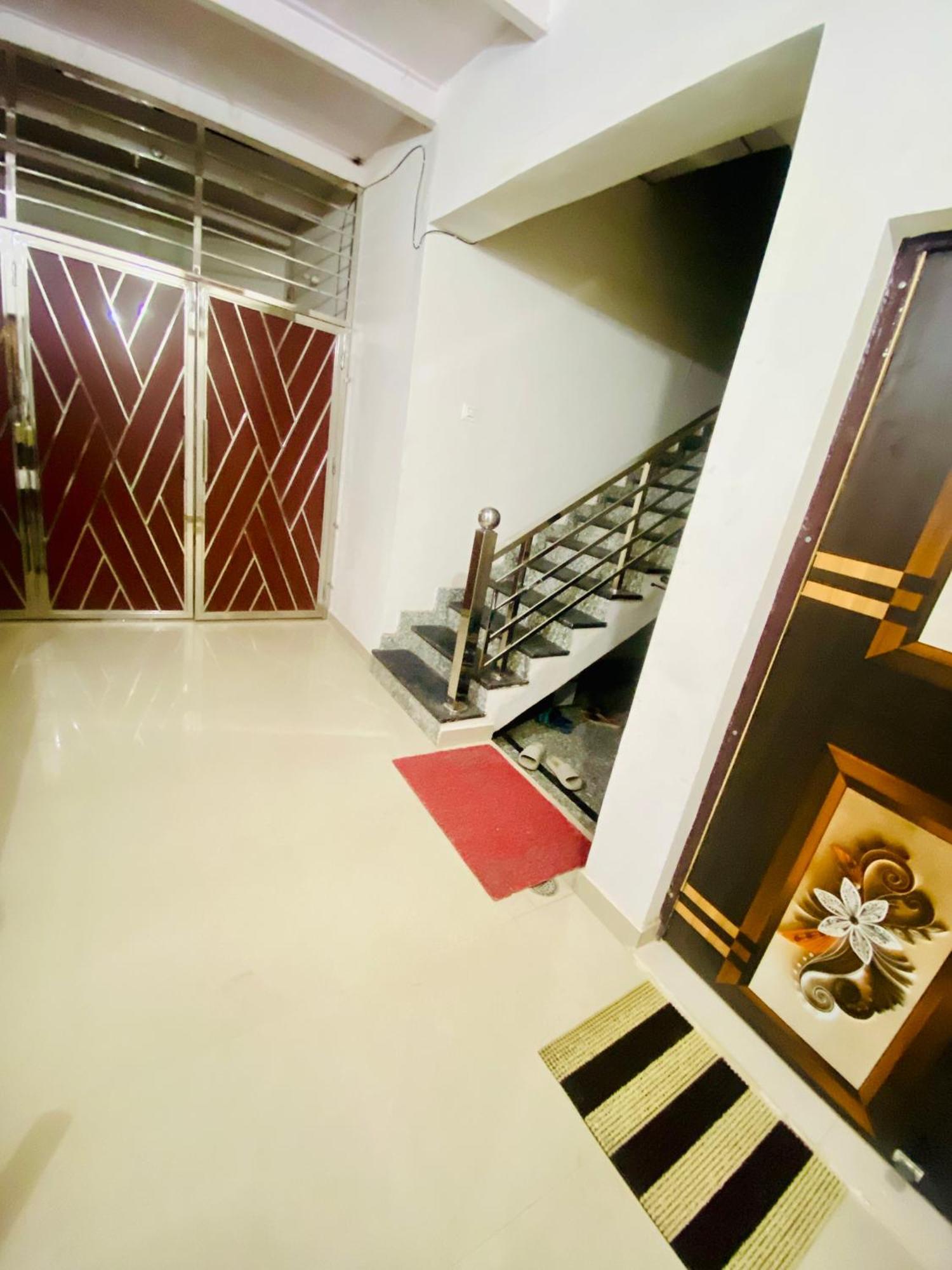 Nirupam Sadan Homestay Vrindavan Luaran gambar